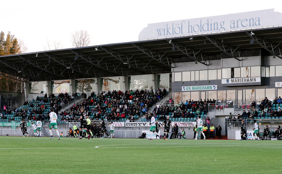 ​Jalkapallopäivää vietetään Maarianhaminassa ilmaisen sisäänpääsyn merkeissä