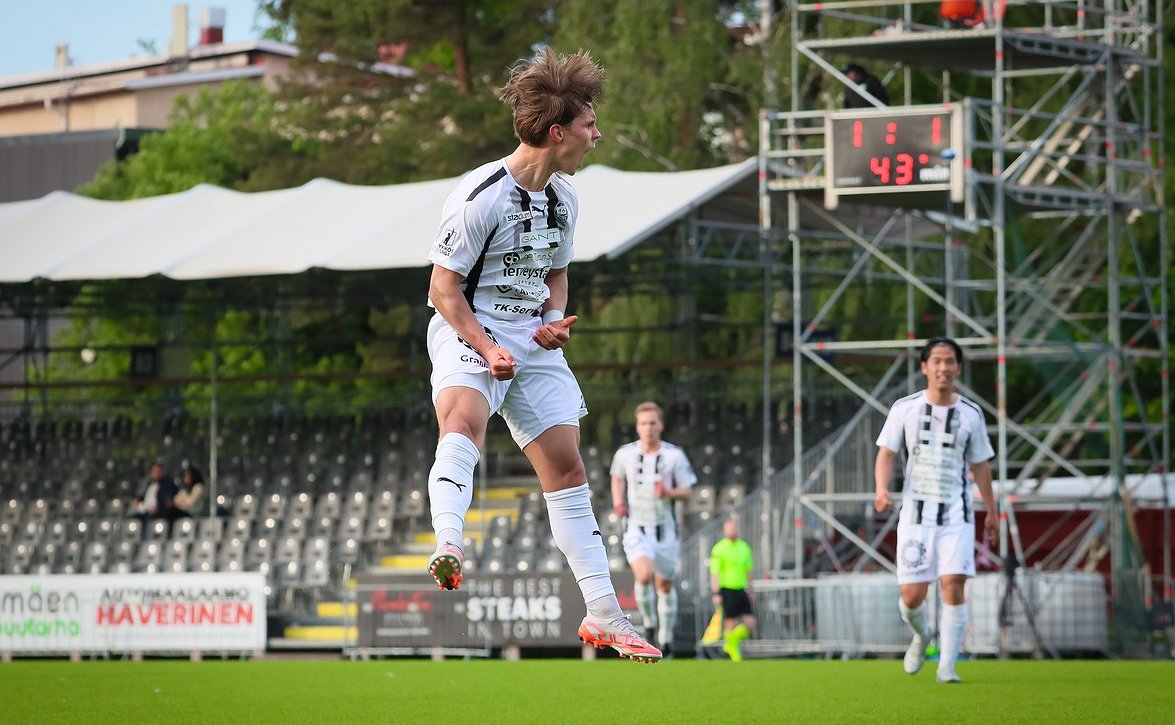 Lasse Ikonen jatkaa TPS:n keskikentällä – ”Esimerkillinen johtajatyyppi”