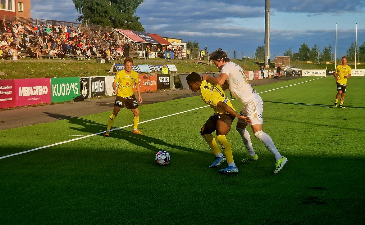 Veikkausliigassa nähtiin värikäs kierros - "Viihdettä joka pelissä"