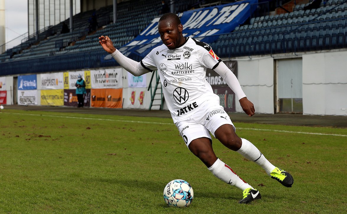 Henri Malundama Vuoden Jalkapalloilija Valkeakoskella