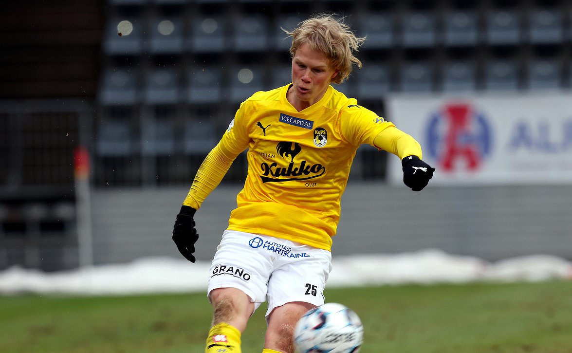 "Pystymme nyt pelaamaan erilaista peliä" - KuPS:n Urho Nissilä luottavaisena HJK-otteluun