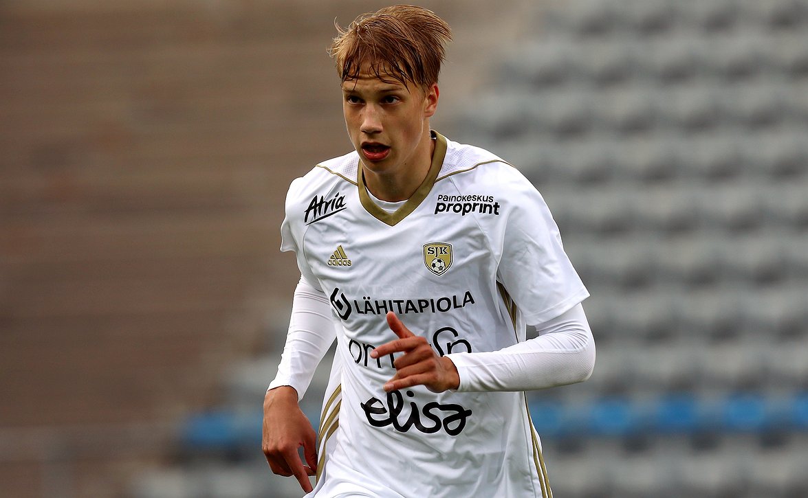 "Nuoria pelaajia kohti edustusjoukkuetta" - SJK Akatemian tavoitteet kirkkaana