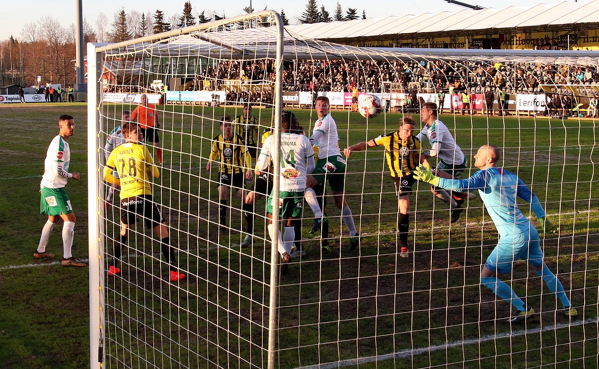 Mboma ja Mäenpää sivussa IFK Mariehamnilta – Baliso ja Dos Santos mukana