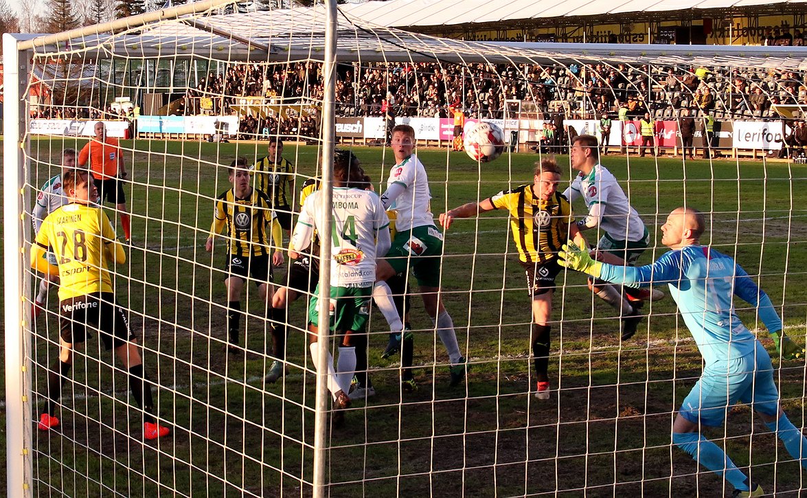 IFK Mariehamn ja FC Honka nousivat sarjataulukon kärkeen