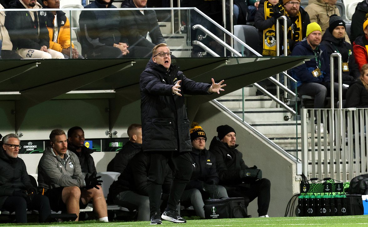 Jarkko Wiss SJK:n peräsimeen -  Stevie Grieve uusien haasteiden pariin