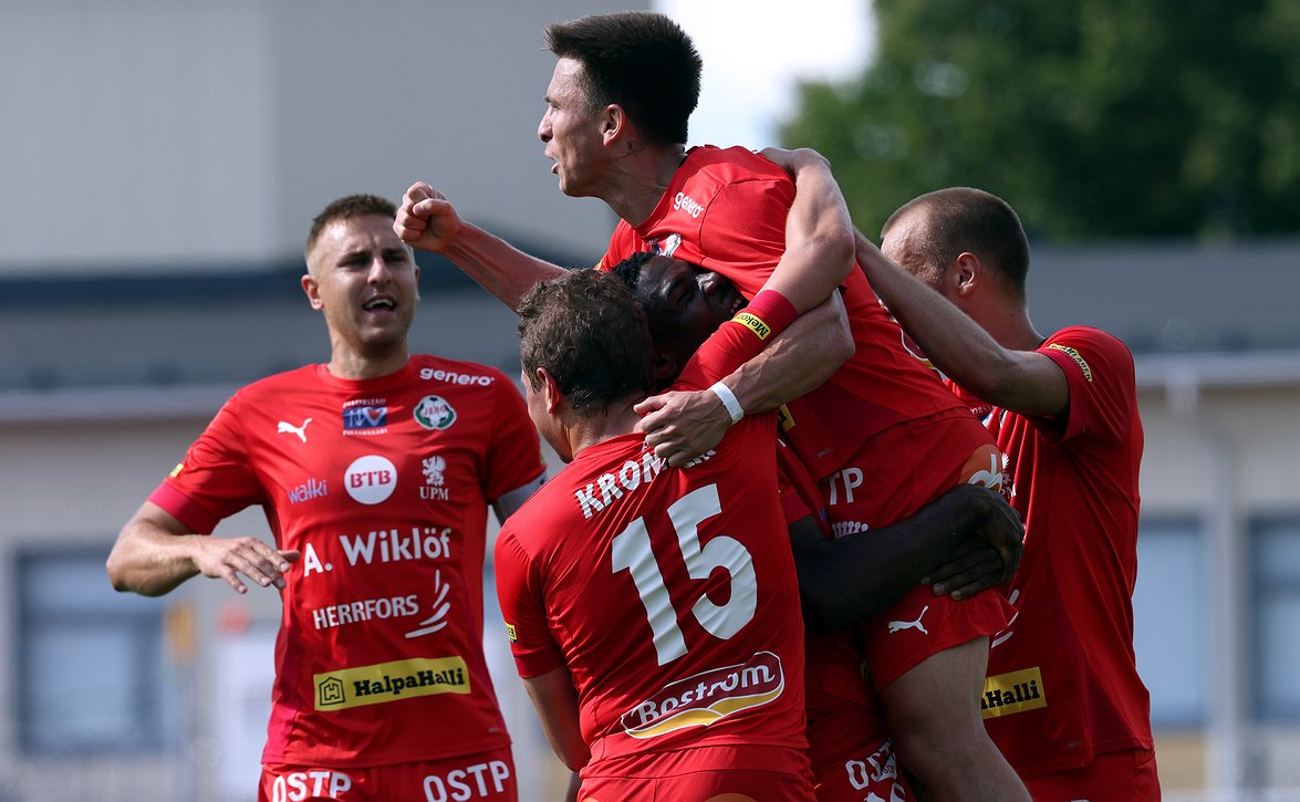 ​Jaro kaatoi JIPPOn - onko nousu Veikkausliigan enää kahden kauppa?