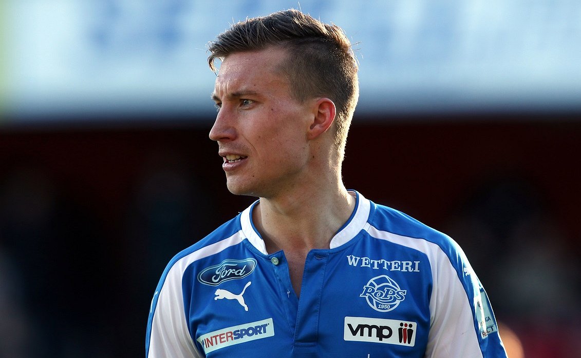 Juha Pirinen ja HJK sopimukseen