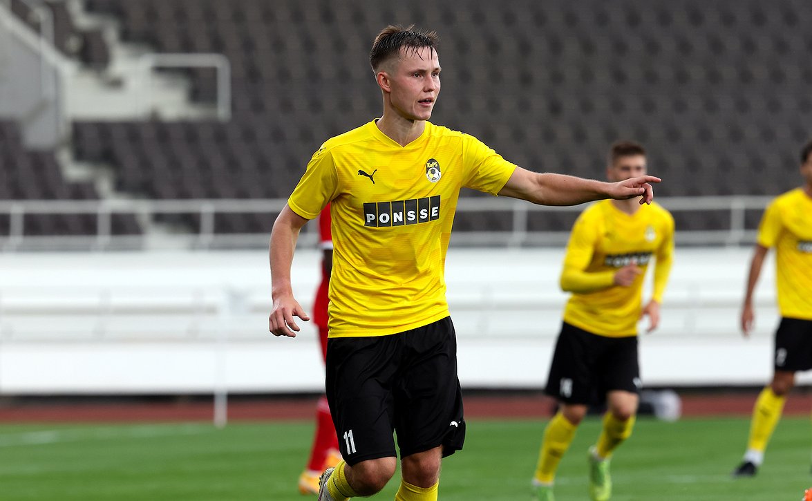 ​KuPS kaatoi JJK:n selkein numeroin