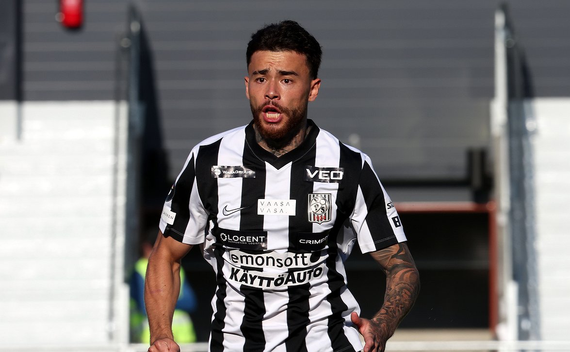 "Sitkeät vaivat verottivat esitystä" - VPS ei käytä Tristan Dekkerin sopimuksen optiota