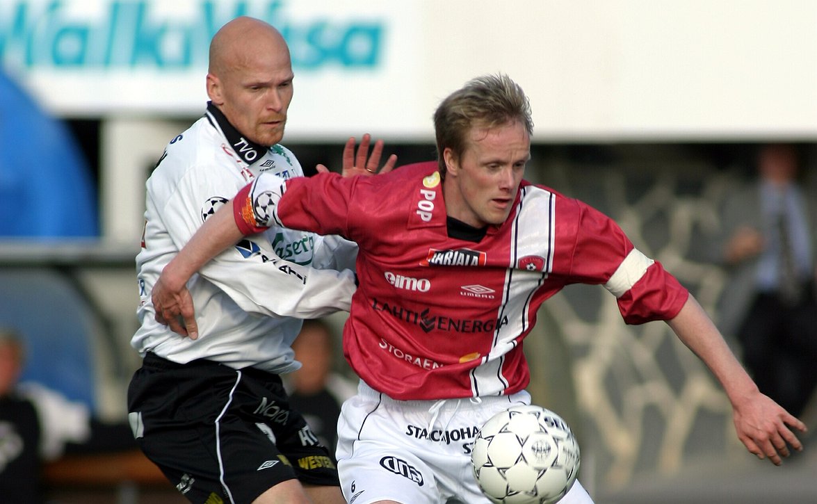 FC Lahti vuosimallia 2003 kutsuttuna perjantain VPS-otteluun