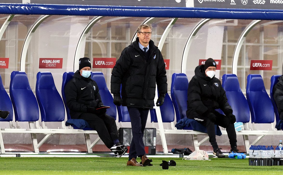 Huuhkajat kohtaa Slovakian tiistaina - "Ei ainakaan sama kokoonpano kuin Islanti-ottelussa"