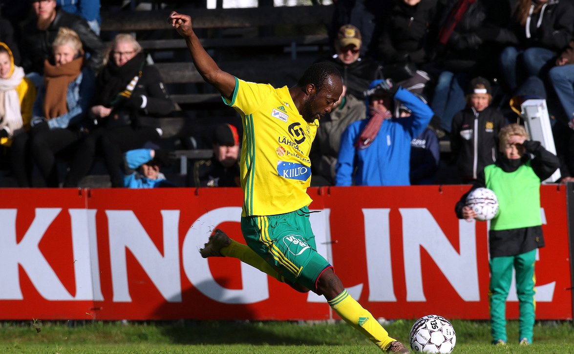 ​Ilveksen Reuben Ayarna IS-tähtikisan ykkönen