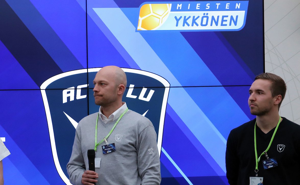 ​Taistelu noususta Veikkausliigaan on kovaa - AC Oulu vaihtoi päävalmentajaa