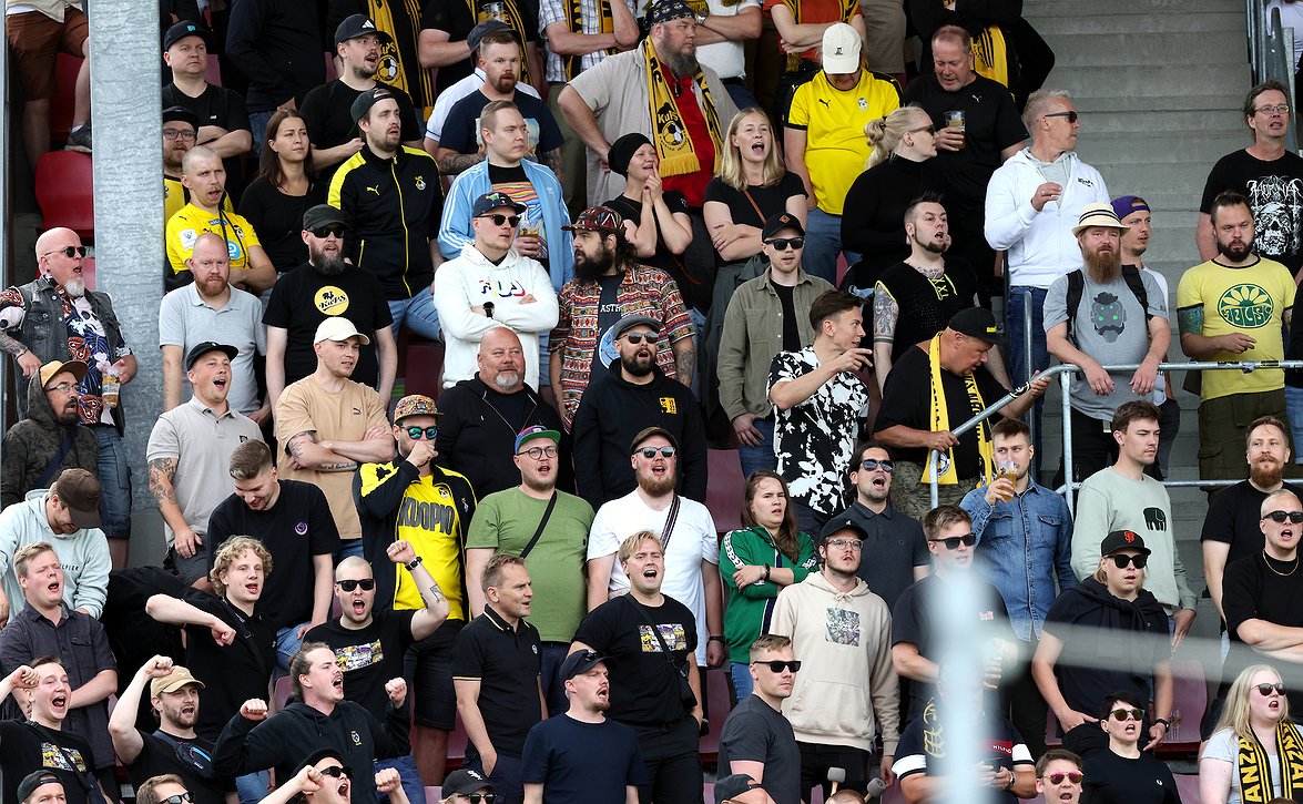 "Palaute pelkästään positiivista" - KuPS:n Etkot ja Futisbussit saavat jatkoa