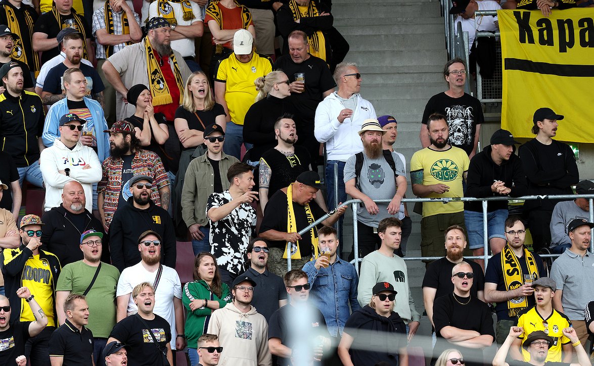 KuPS:lta uusi juniorikausikortti kaikille seuran junioreille - "Tuovat vauhtia ja tunnelmaa ottelutapahtumaan"