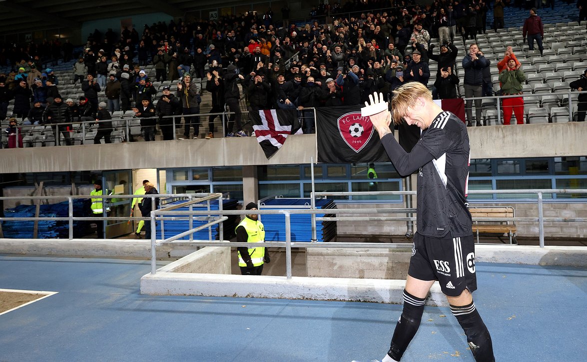 "Ei mikään ole tuntunut yhtä hyvältä kuin säilyminen" - Teemu Penninkangas muistaa "puolen miljoonan maalin"