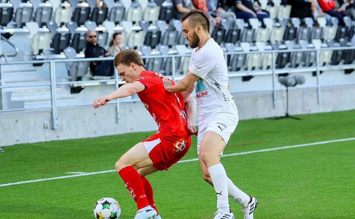 Jaro avasi voittotilinsä komeasti (FF Jaro-IFK Mariehamn 3-0)