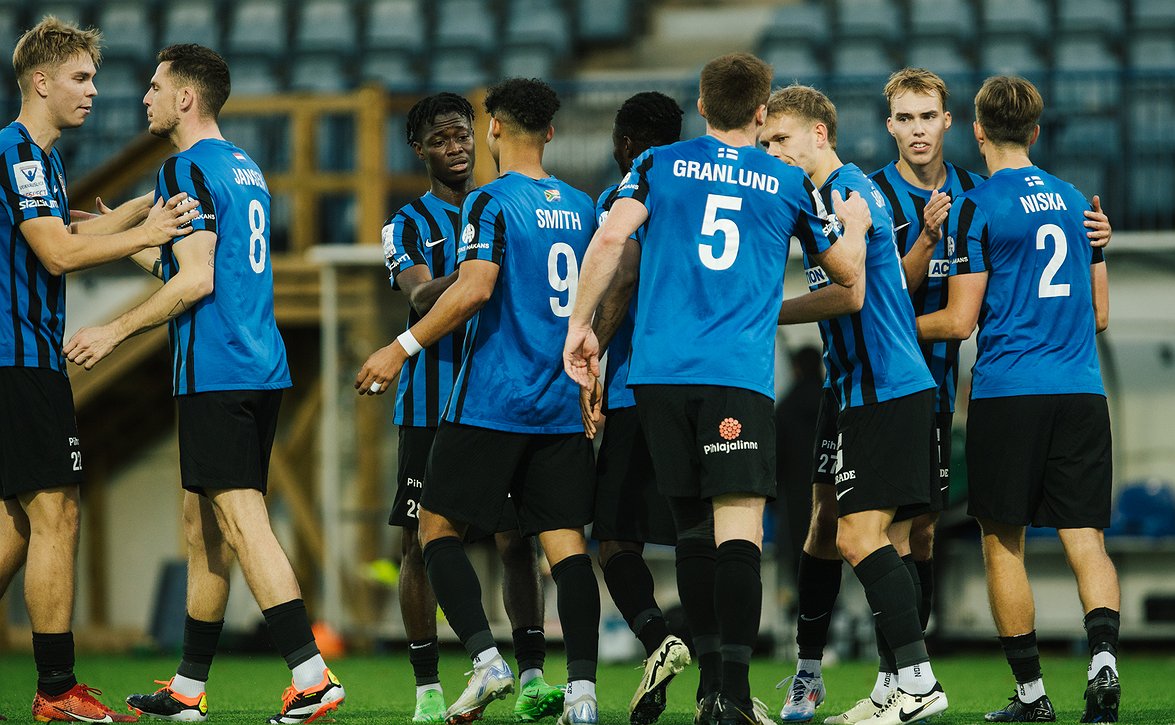 "Parasta peleissä on fiilis, jota yhteisö tuo" - Interin pitkäaikaiset fanit tietävät miltä tuntuu Veikkausliiga