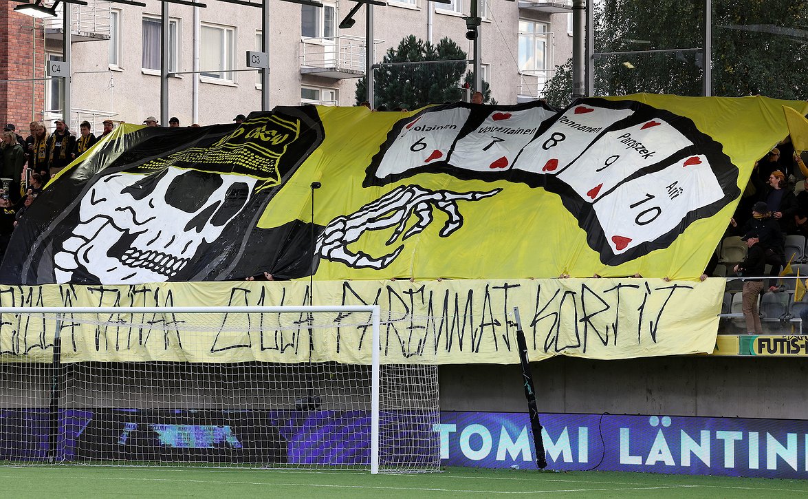 ​SS: Sadoittain KuPS-kannattajia matkaamassa sunnuntaina Helsinkiin