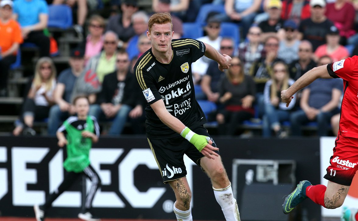 ​"Pettymys ellei olla kolmen joukossa" – SJK:n Matej Hradecky kovin odotuksin kauteen