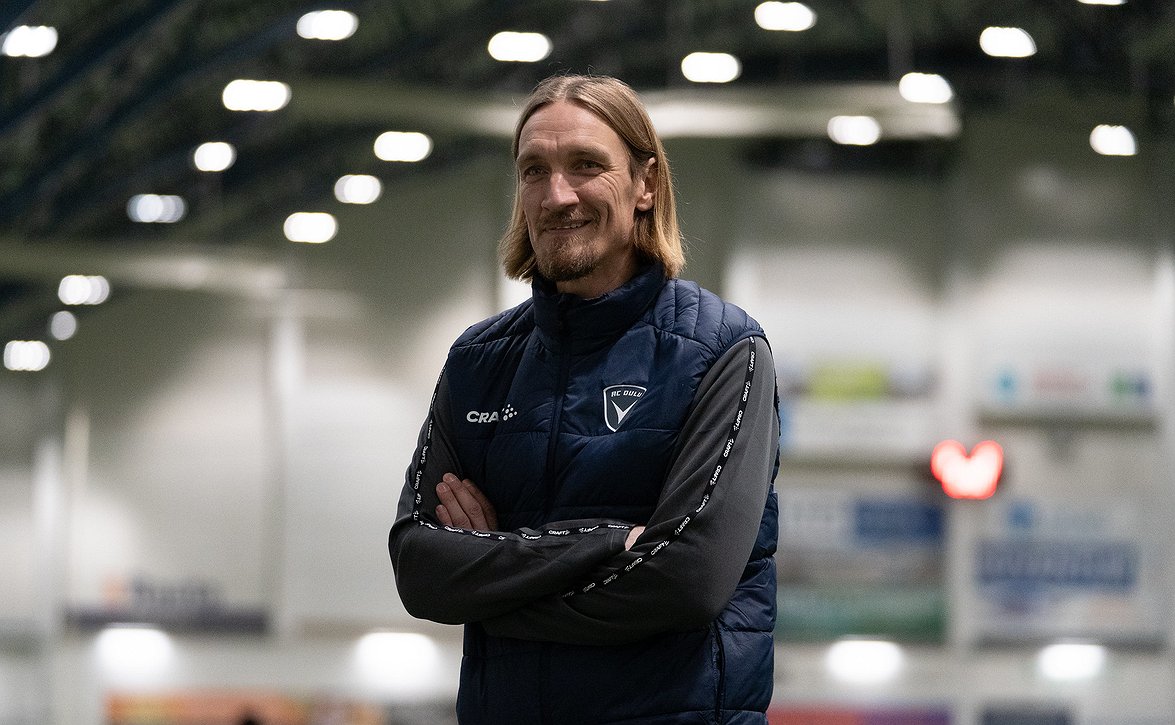 "Ei liikaa tarvitse hehkutella" - AC Oulun vahva vire ilahduttaa silti Mikko Isokangasta