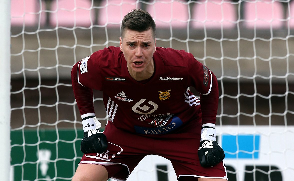 Ilves hyvillä mielin talvilomalle - "Hyvä ja kypsä esitys"