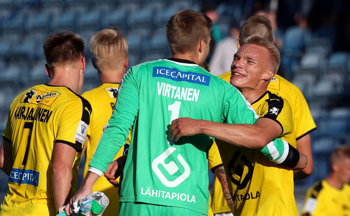 ​KuPS palkittiin vuoden joukkueena Pohjois-Savon liikunnan urheilugaalassa