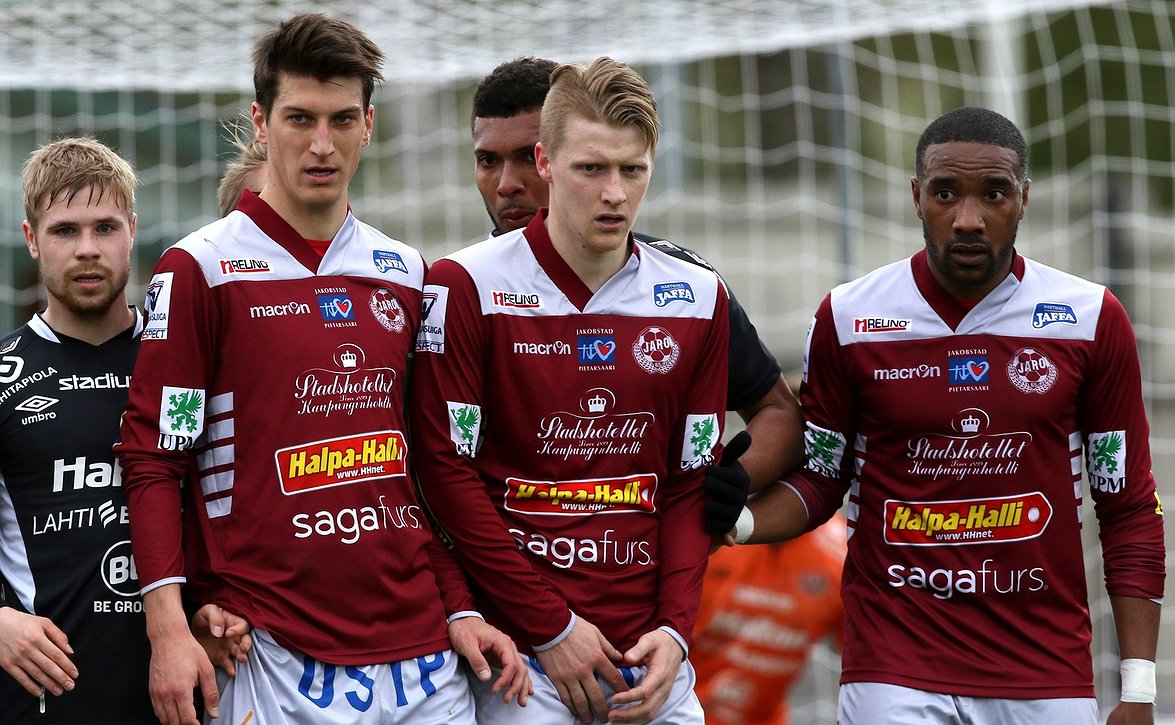 ​Tasaista Jaron ja VPS:n välillä