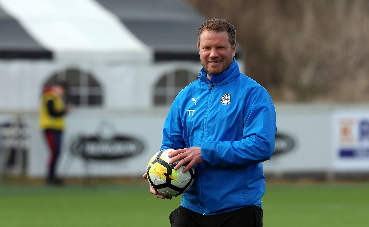 ​Haka jahtaa nousua Veikkausliigaan: "Yritetään pistää pykälä paremmaksi, ettei hävitä yhtään peliä"