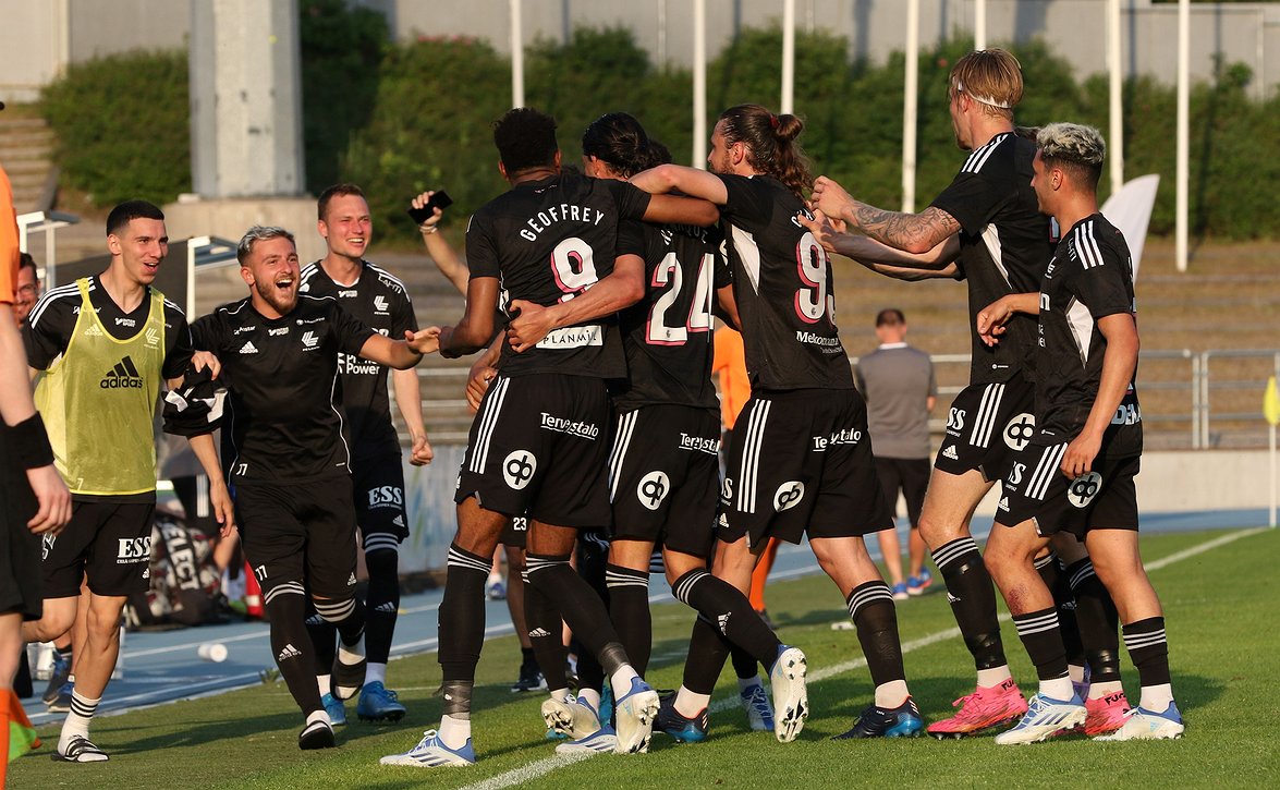 "Meillä on jokaisella petrattavaa" - Toni Lindberg jatkaa FC Lahden valmennustiimissä