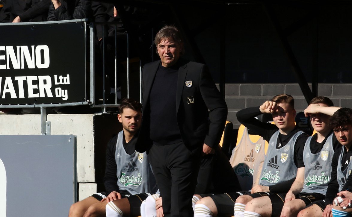 Eremenko nousee pykälän Veikkausliigan valmentajatilastossa