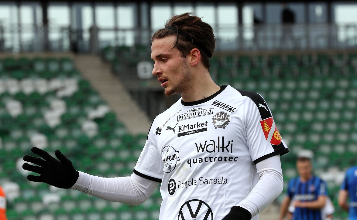 "Jäi upeita muistoja" - Maximus Tainio suuntaa Hakasta uusien haasteiden pariin