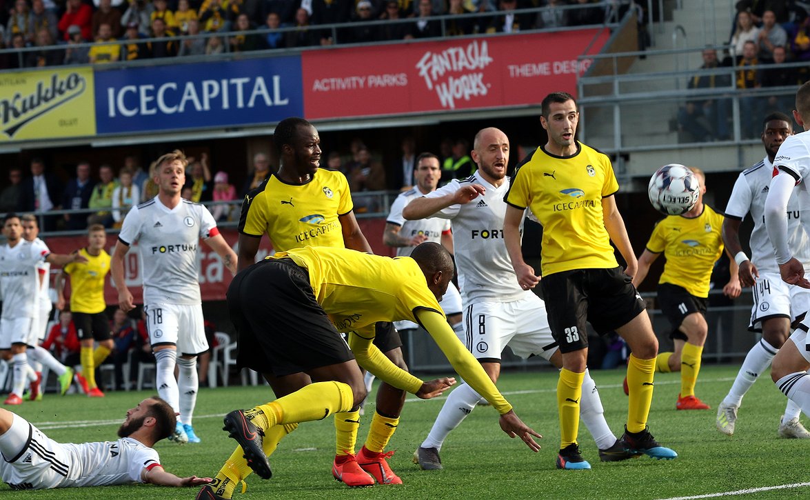 KuPS ja Legia Varsova tasapeliin Kuopiossa - puolalaiset jatkoon Eurooppa-liigan karsinnoissa