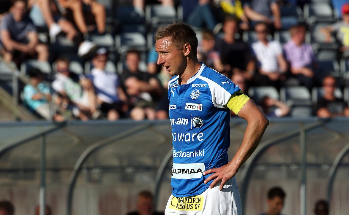 Antti Okkonen mukana RoPS:n junnujen valmennuksessa