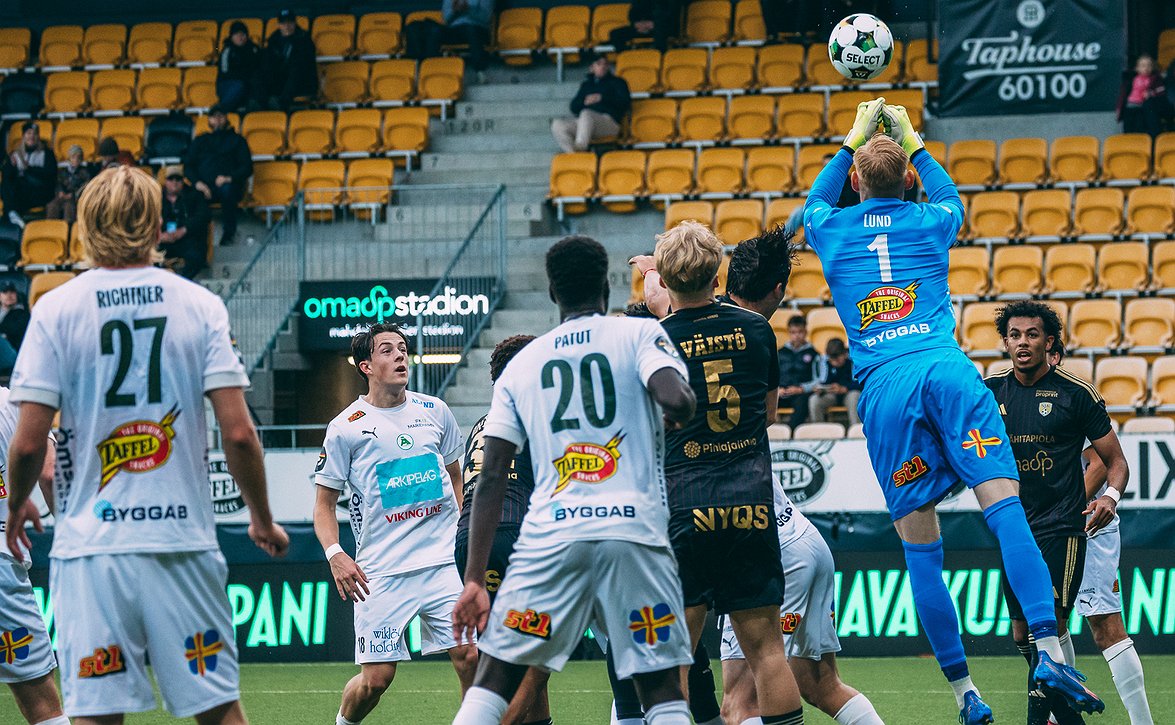 Nousu voittoon sinetöi SJK:n säilymisen (SJK-IFK Mariehamn 2-1)