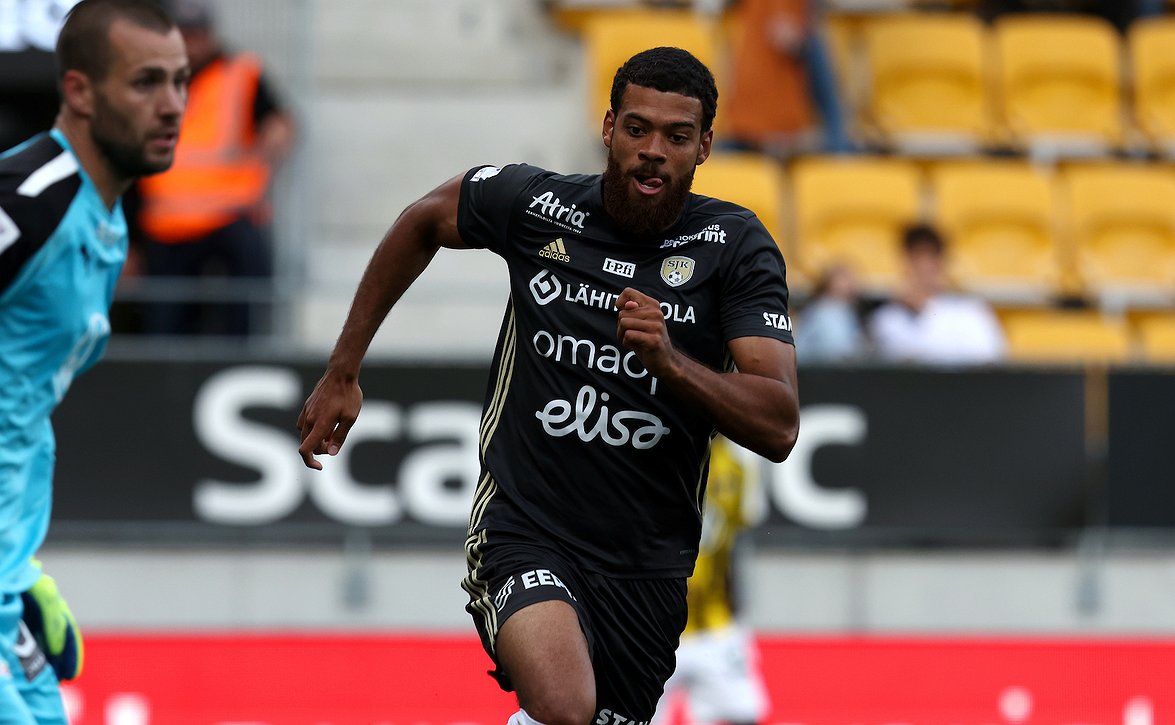 SJK pelasi sisäisen harjoitusottelun - tuntumaa myös testipelaajille