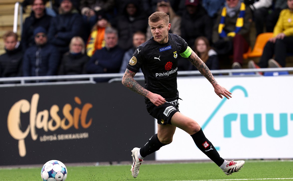 "Kunhan lähdetään pytyn kanssa Kuopioon" - KuPS:n Petteri Pennaselle merkitsee vain tulos cupin finaalissa