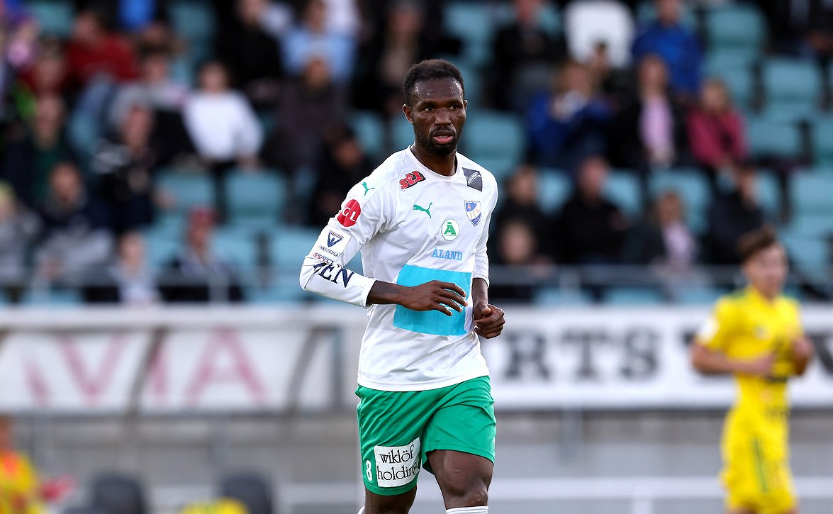 ​"Jos pelaamme näin, voimme voittaa jokaisen ottelun" – IFK Mariehamnilla riittää uskoa