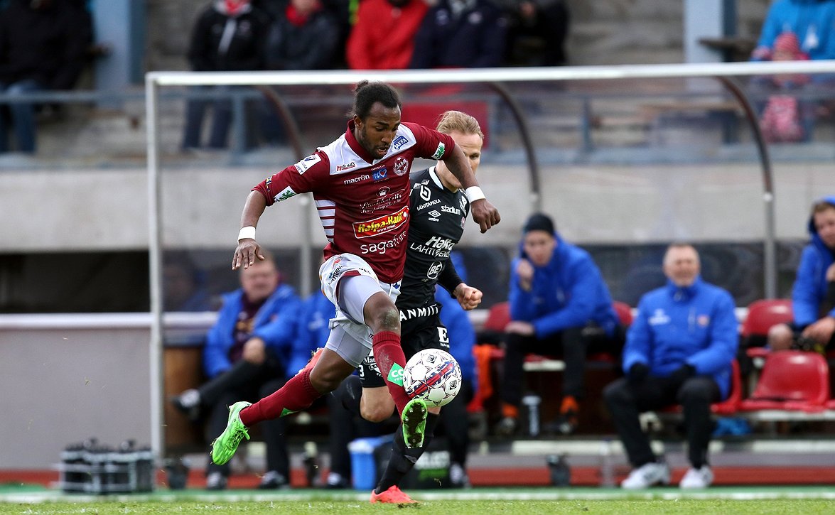 Jaron Moore: Olemme edelleen rentoja