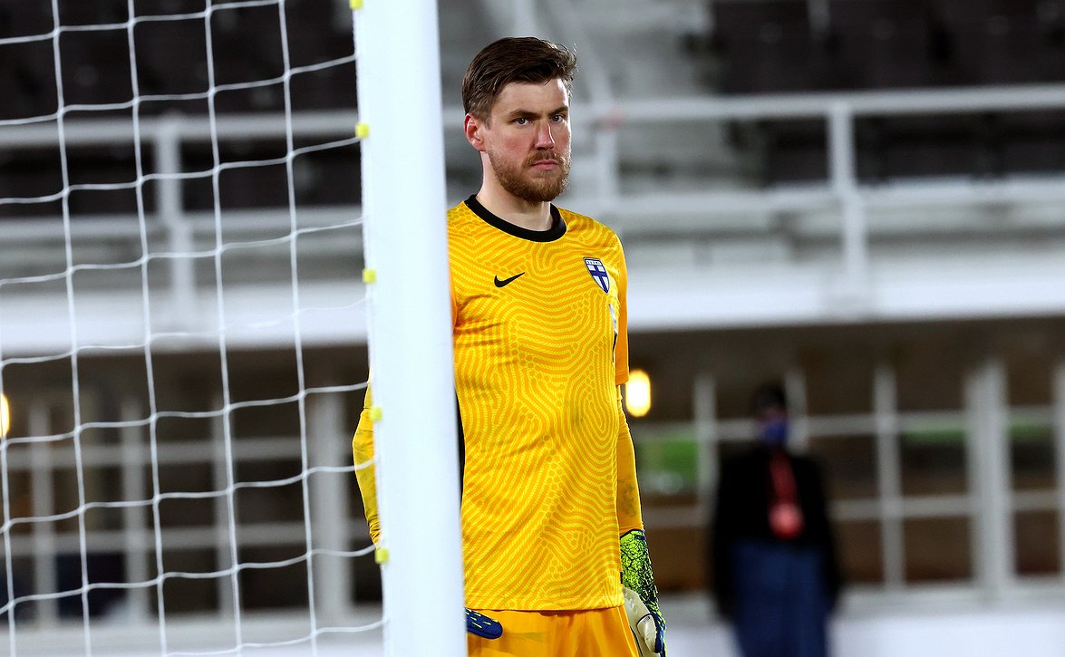 ​Huuhkajat taipui Ruotsille – paljon kokeiluja ottelussa