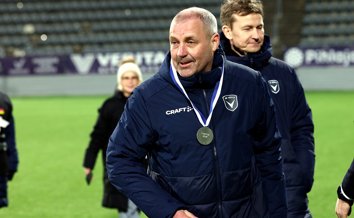 "Olen mielettömän ylpeä" - Mika Nurmela kehuu koko AC Oulua