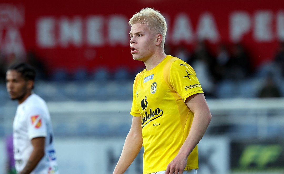 ​Otto Ruoppi KuPS:n historiallisesta ottelusta: "Joukkueesta näkee, että todella iso peli tulossa"