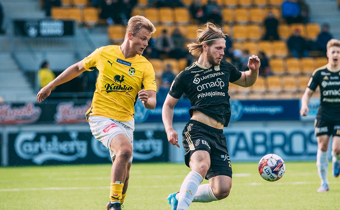 ​Veikkausliigakauden runkosarjan puoliväli ylittyy Jalkapallopäivänä 11.6.