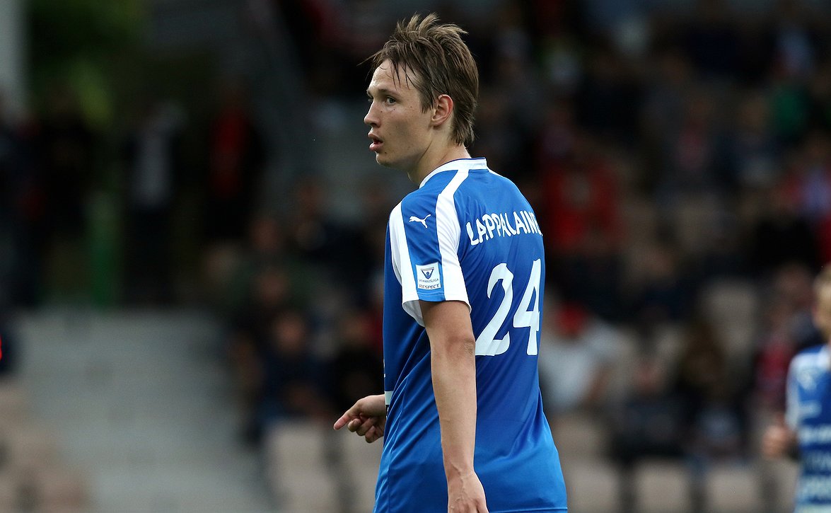 RoPS:lta kaksi sopimusuutista