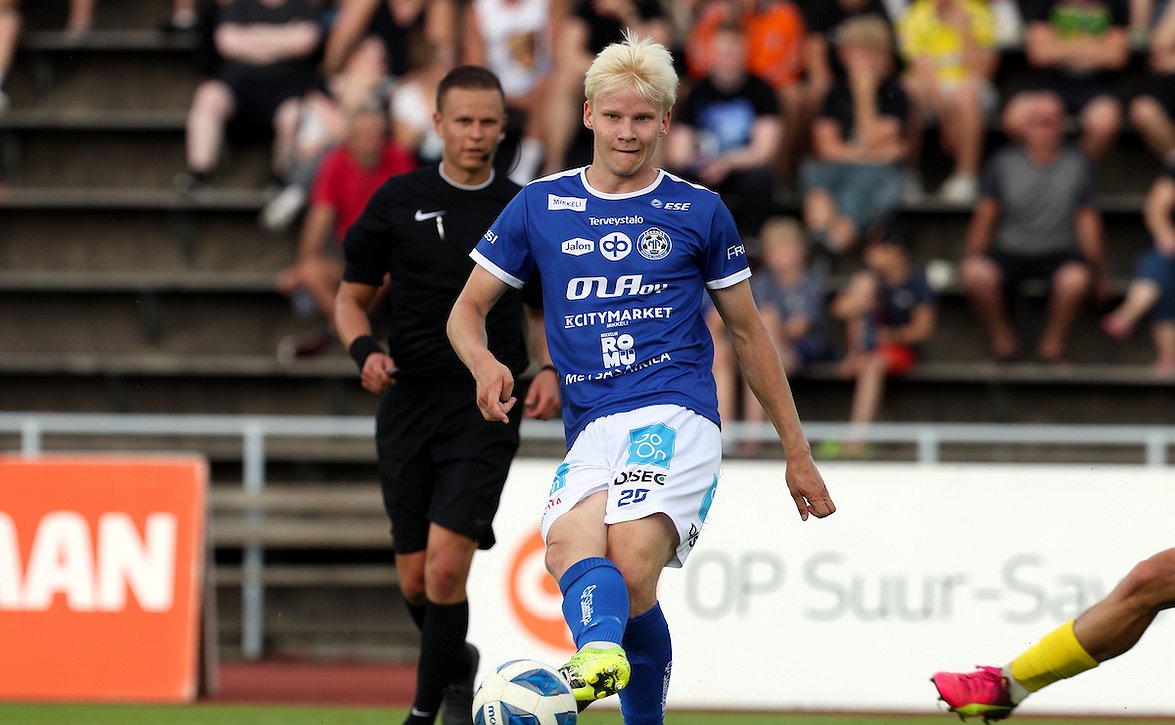 Lauri Sahimaa pysyvällä siirrolla KuPS:sta Jippoon