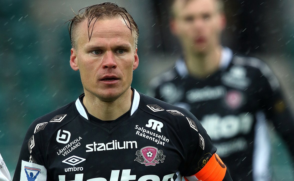 Teräsmies Hauhia jatkaa FC Lahden kapteenina