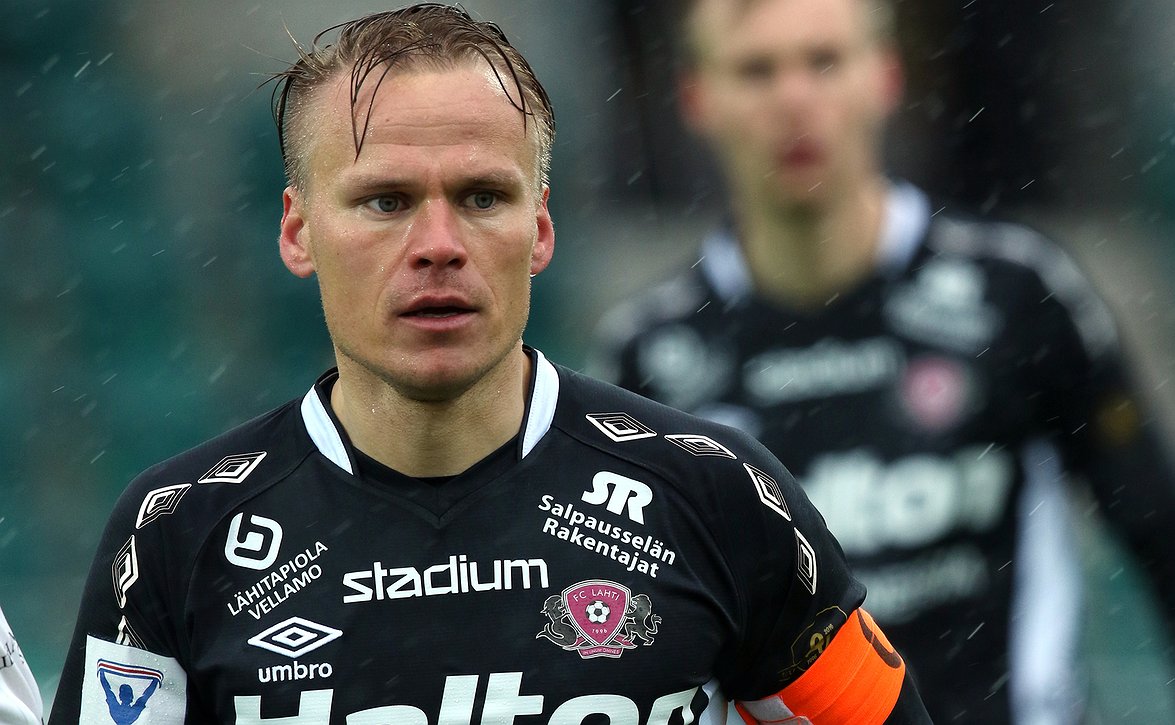 ​Mikko Hauhia harmitteli helppoja maaleja