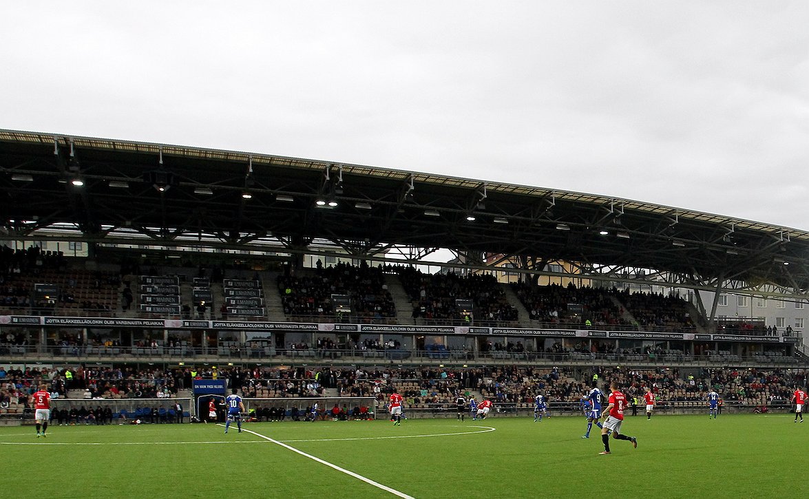 ​Veikkausliiga suosittelee koronarokotuksen ottamista