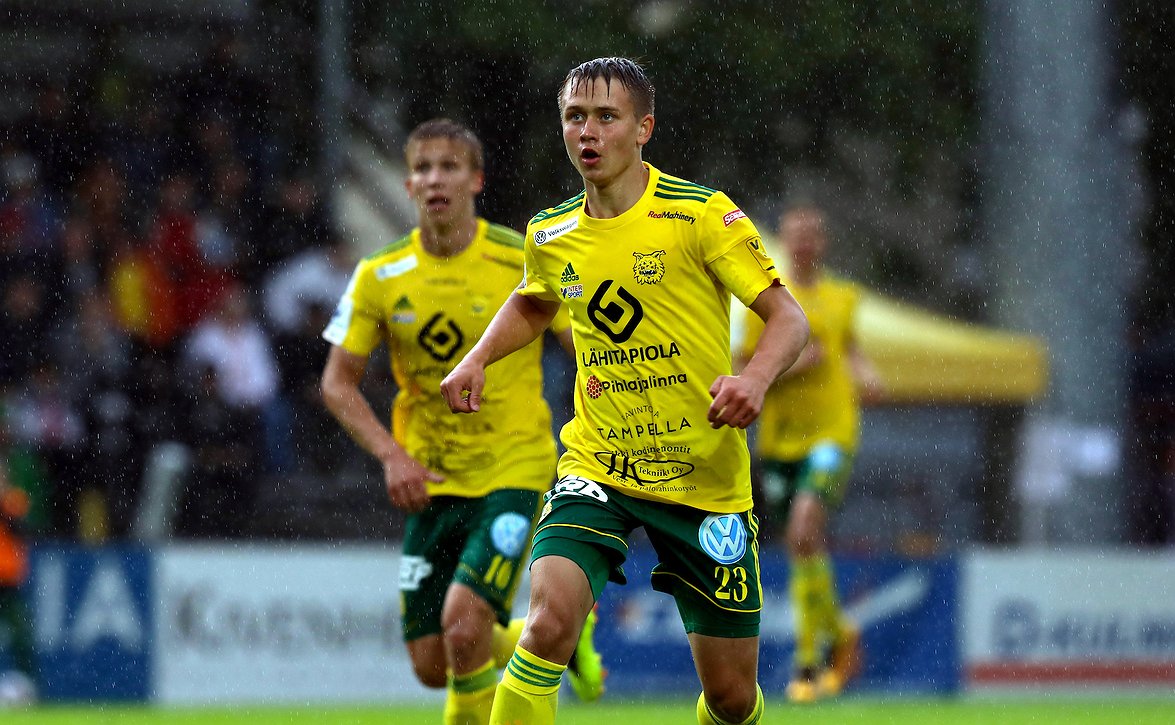 Ilveksen nuori Naatan Skyttä: "Pyrin auttamaan joukkuetta jos kutsu käy"