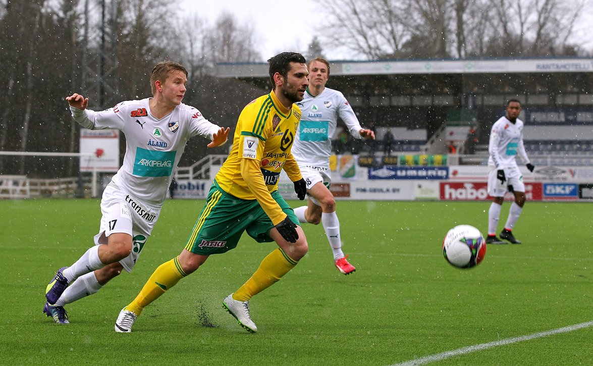 Petrescu odottaa Tammelaan hienoa tapahtumaa